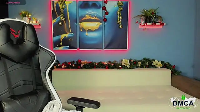 Roxy foxi online show from December 2025 01:15:02 AM