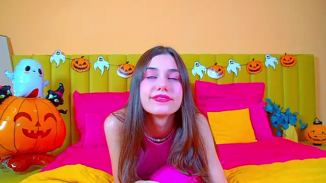 Snapshot of ArianaAllens chatting on October 2025 06:10:01 AM ArianaAllens online show from October 2025 06:10:01 AM