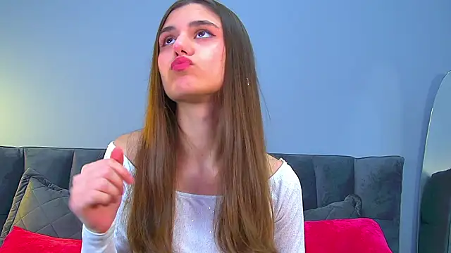 Snapshot of ArianaAllens chatting on November 2025 06:24:02 AM ArianaAllens online show from November 2025 06:24:02 AM