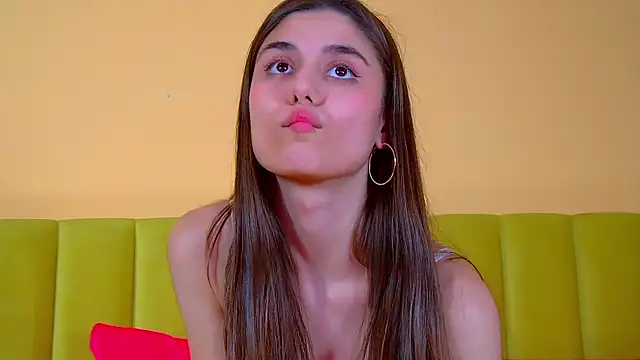 Snapshot of ArianaAllens chatting on November 2025 06:43:01 PM ArianaAllens online show from November 2025 06:43:01 PM