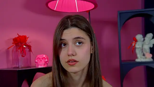 Snapshot of ArianaAllens chatting on May 2026 06:13:01 PM ArianaAllens online show from May 2026 06:13:01 PM