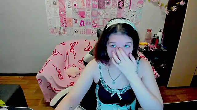 Snapshot of Acid_Kate chatting on October 2025 12:30:02 AM Acid Kate online show from October 2025 12:30:02 AM