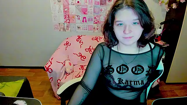 Snapshot of Acid_Kate chatting on October 2025 12:11:01 AM Acid Kate online show from October 2025 12:11:01 AM