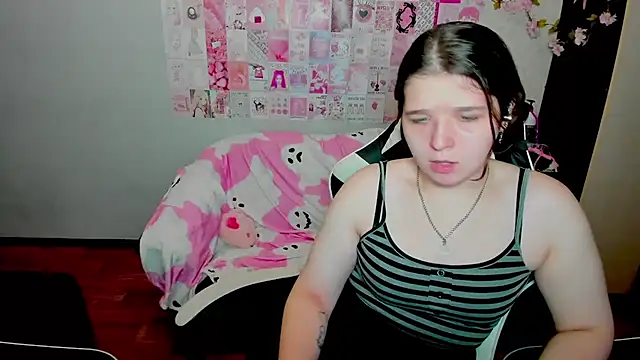 Acid Kate online show from November 2025 12:32:01 AM