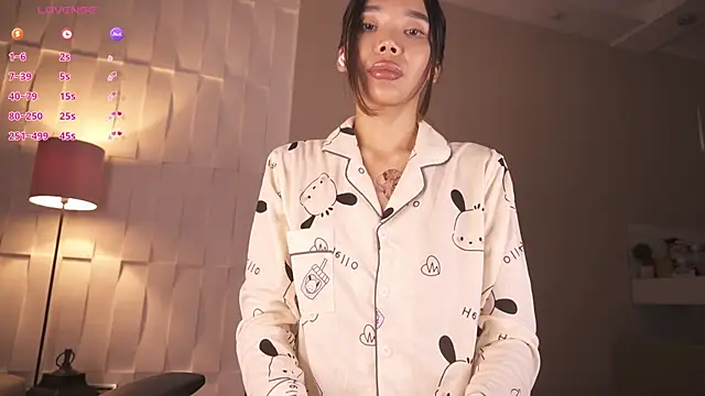 Rem Esme online show from December 2025 03:41:01 PM