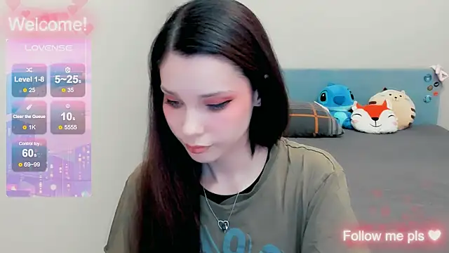 Kitten Alissa online show from November 2025 09:46:01 PM