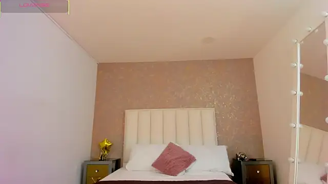 Snapshot of KaylieBrooks chatting on September 2025 06:12:02 PM KaylieBrooks online show from September 2025 06:12:02 PM