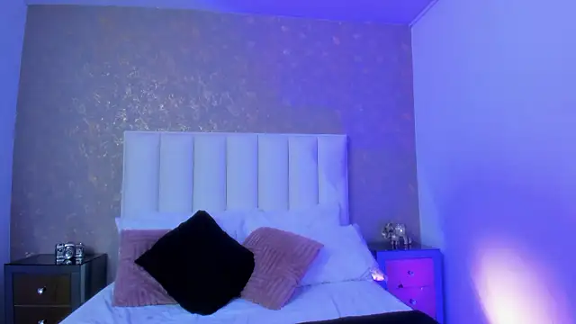 Snapshot of KaylieBrooks chatting on December 2025 07:09:01 PM KaylieBrooks online show from December 2025 07:09:01 PM