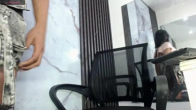 Penelopee Rouse online show from February 2026 08:29:02 PM