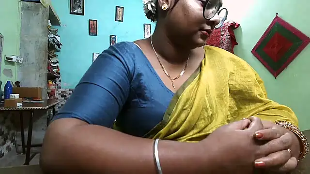 DearKimmi online show from November 2025 12:09:01 AM