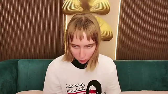 Beverly Gomes online show from September 2025 10:42:02 AM