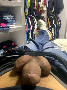 Chico031289 online show from October 2025 11:21:02 PM