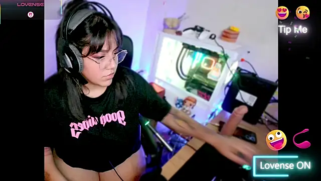 PinkDenial online show from November 2025 03:09:02 AM