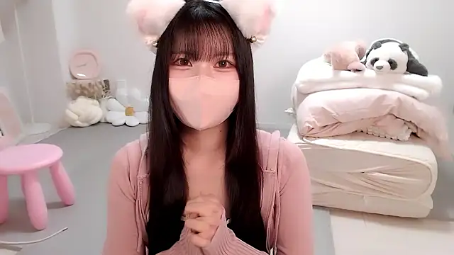 moka-neko online show from September 2025 12:08:02 PM