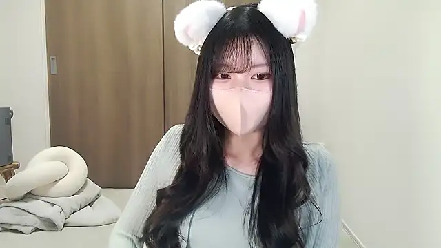 moka-neko online show from October 2025 11:32:02 AM