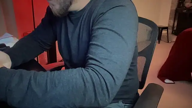 Snapshot of nagolraven chatting on September 2025 06:27:02 AM nagolraven online show from September 2025 06:27:02 AM