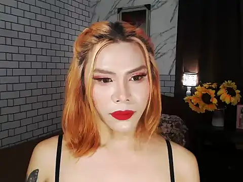 Snapshot of BigAssAlexa chatting on October 2025 05:30:01 PM BigAssAlexa online show from October 2025 05:30:01 PM