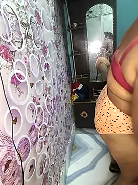 Snapshot of CUTE_BHABI_1 chatting on December 2025 04:05:01 PM CUTE BHABI 1 online show from December 2025 04:05:01 PM