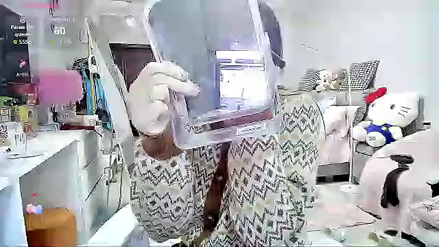 Diva VVN online show from October 2025 12:00:02 AM