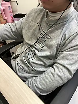 tw boy520 online show from January 2026 12:51:02 PM