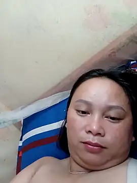 -Kitty-92 online show from September 2025 11:43:01 PM