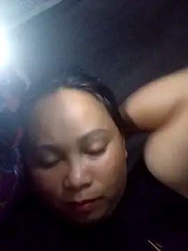 -Kitty-92 online show from October 2025 09:43:02 PM