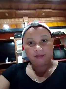 -Kitty-92 online show from October 2025 11:00:01 AM