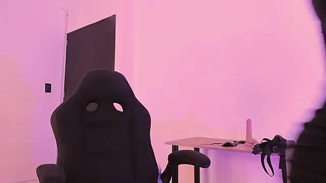 AnnaraLein online show from October 2025 03:29:02 AM