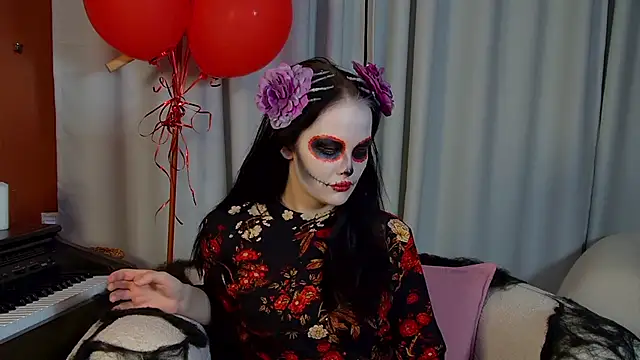 MollyMillsen online show from October 2025 06:13:02 PM