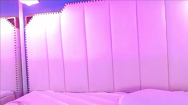 SophiaBloss online show from October 2025 03:44:02 PM