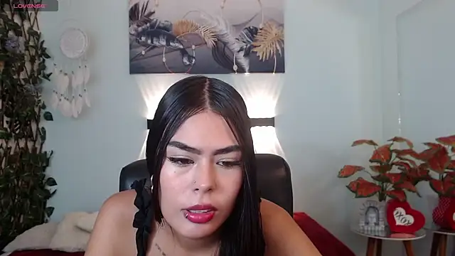 kiityvall19 online show from September 2025 12:53:01 PM