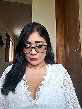 Monse--145 online show from January 2026 03:38:02 PM