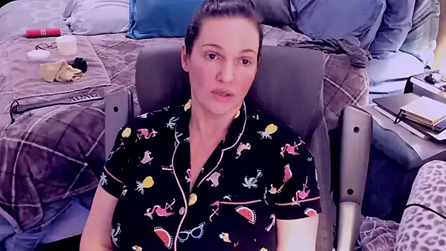 Snapshot of ninajaymes chatting on December 2024 10:23:02 AM ninajaymes online show from December 2024 10:23:02 AM