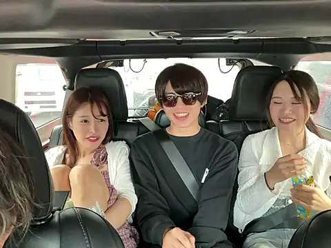 Nakadashi-kun online show from October 2025 04:33:01 AM