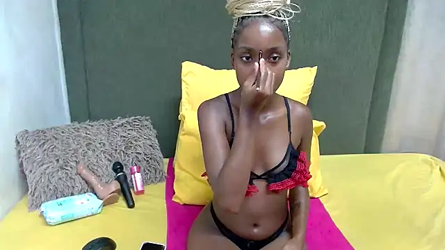 Snapshot of Littlebunny33 chatting on November 2025 11:20:01 AM Littlebunny33 online show from November 2025 11:20:01 AM