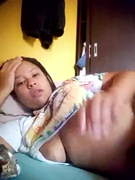 Snapshot of EAAM1@xh chatting on February 2026 08:02:01 PM EAAM1xh online show from February 2026 08:02:01 PM