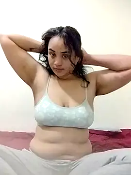 Snapshot of SoakedUpKitty- chatting on December 2025 06:51:01 AM SoakedUpKitty- online show from December 2025 06:51:01 AM