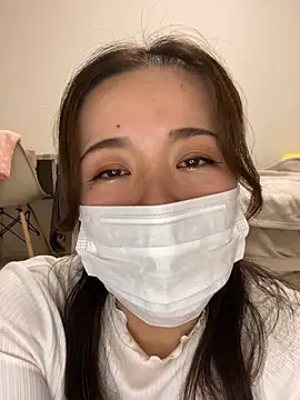 NATSUMI00 online show from October 2025 12:38:01 PM