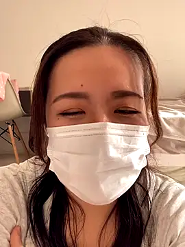 NATSUMI00 online show from October 2025 05:43:02 AM