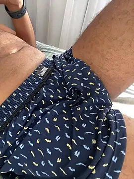 Hiuwee online show from January 2026 11:13:01 AM