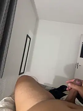 ErickFelipe25 online show from March 2026 04:19:01 AM