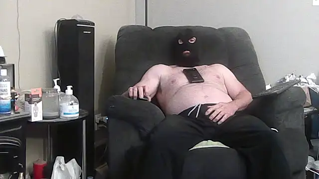 Snapshot of bigman1947 chatting on November 2025 12:35:02 AM bigman1947 online show from November 2025 12:35:02 AM