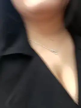 Snapshot of smgirls chatting on October 2025 09:06:02 AM smgirls online show from October 2025 09:06:02 AM