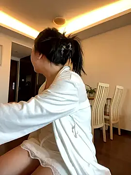 Snapshot of smgirls chatting on November 2025 04:34:02 AM smgirls online show from November 2025 04:34:02 AM