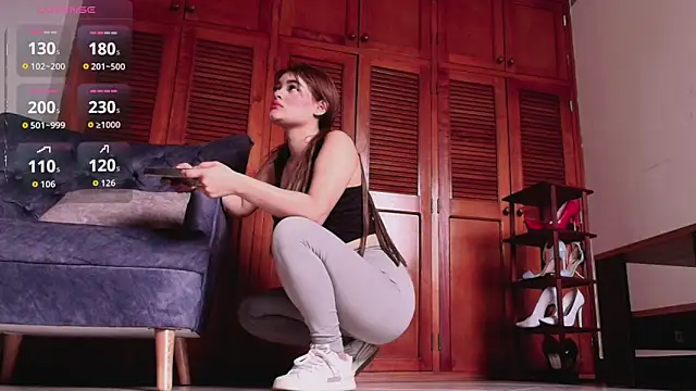 Maxinnevance online show from February 2026 12:23:02 PM