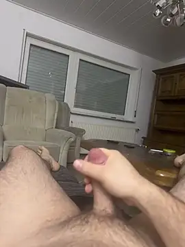 flamur albania online show from November 2025 06:30:01 PM