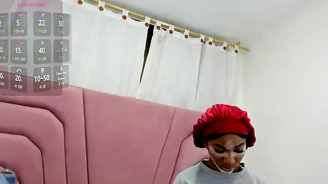 MarianRosse online show from October 2025 07:29:02 PM