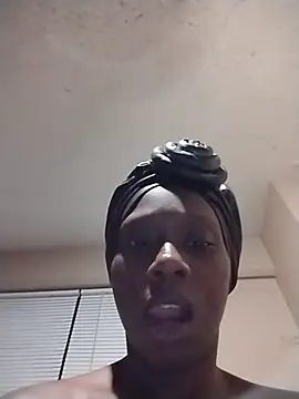 Snapshot of nawtyzaddie chatting on October 2025 04:58:01 AM nawtyzaddie online show from October 2025 04:58:01 AM