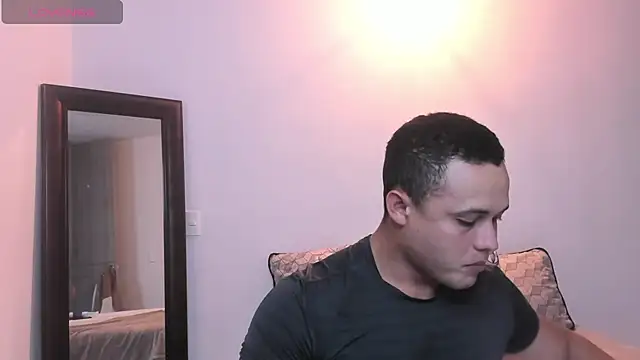 Snapshot of KingLevi01 chatting on September 2025 10:34:02 PM KingLevi01 online show from September 2025 10:34:02 PM