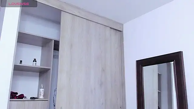 Snapshot of KingLevi01 chatting on November 2025 10:10:02 PM KingLevi01 online show from November 2025 10:10:02 PM